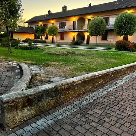 Casa Dal Paradiso アパート Vignate