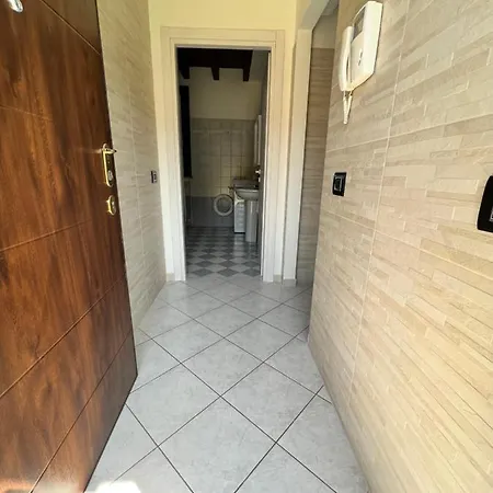 Casa Dal Paradiso アパート Vignate
